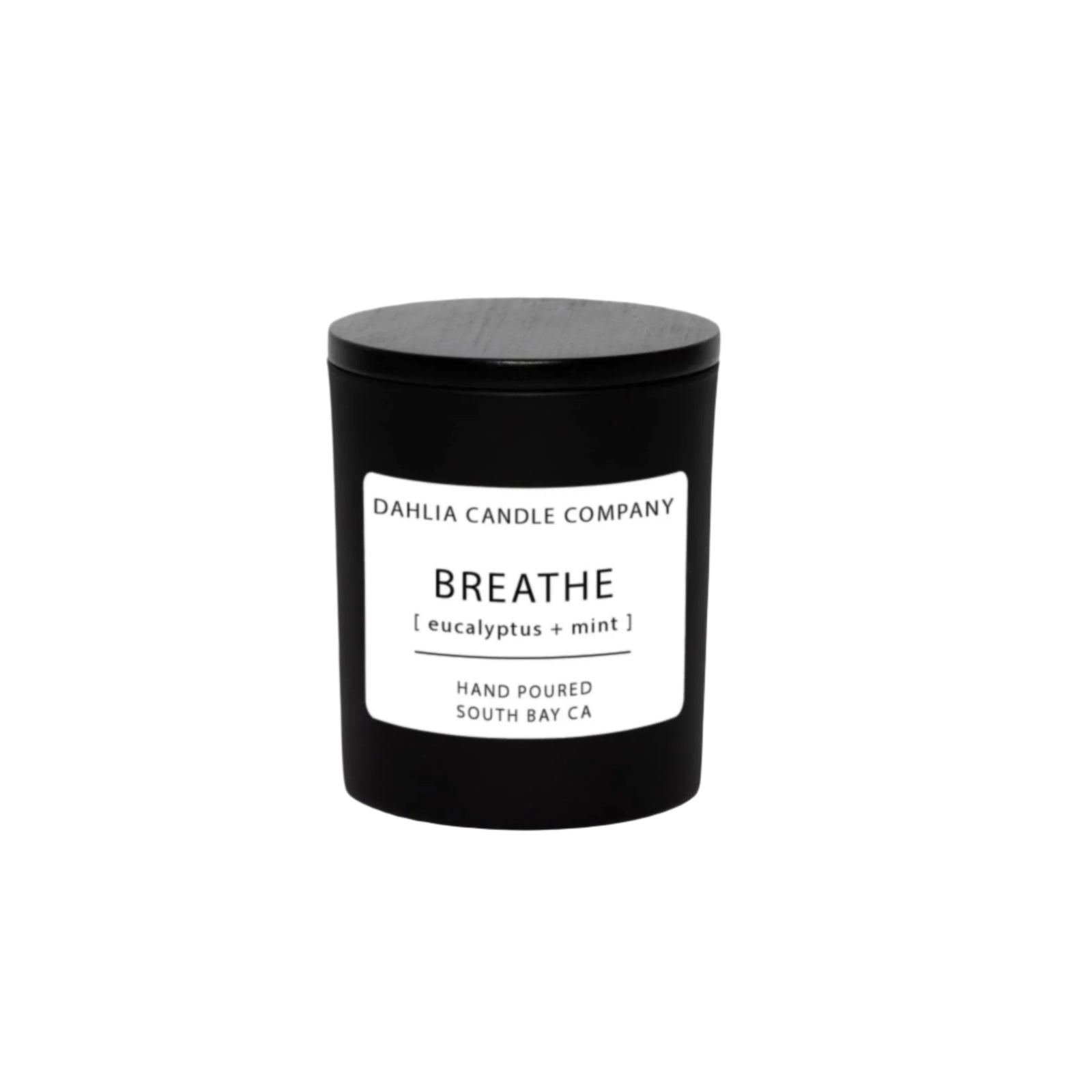 Breathe candle with a refreshing blend of eucalyptus and mint, evoking a clean, spa-like aroma.
